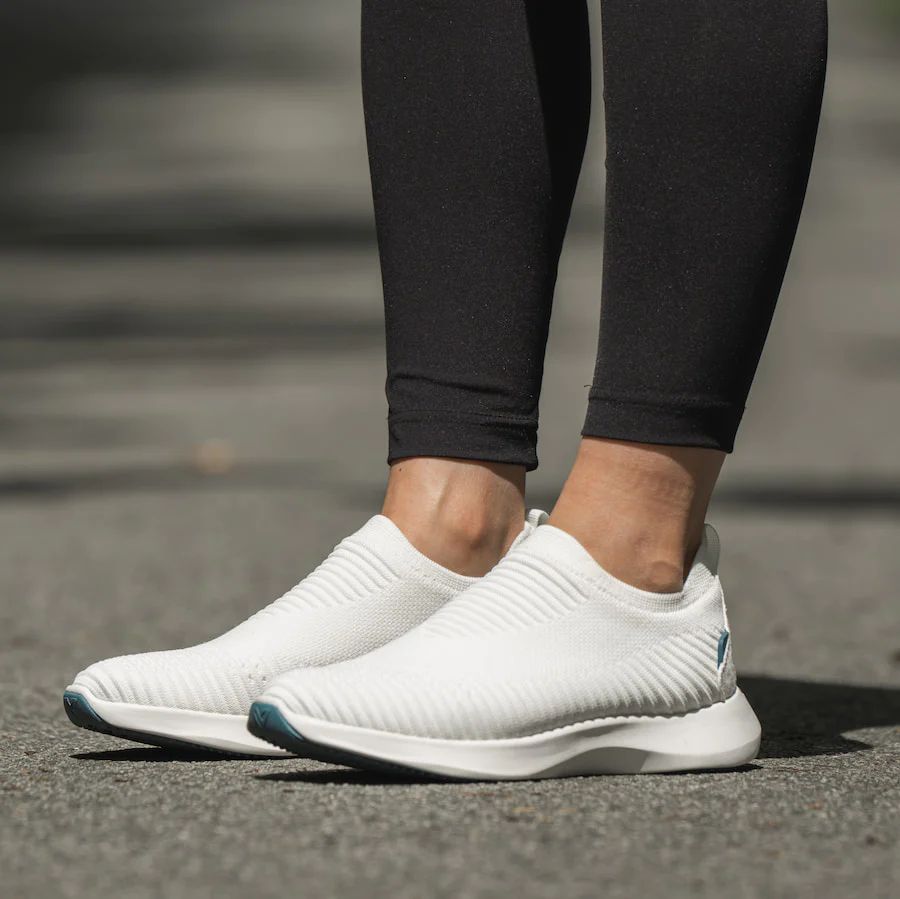 Men's Vessi Everyday Move Originals Slip On Shoes White | 576CHKIFD