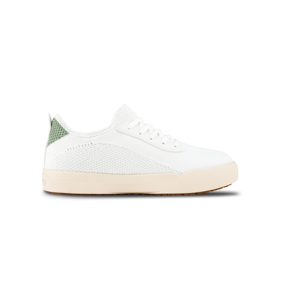 Men's Vessi Weekend Limited Edition Sneaker Green | 807WGMKQS